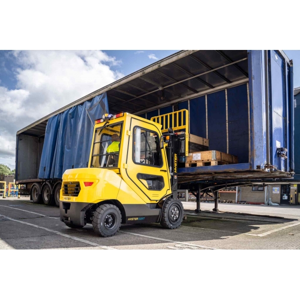 Hyster J2.0-3.5XTLG 電動堆高機操作畫面