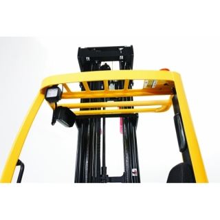 R1.4-2.5 立式電動堆高機 R1.4-2.5 立式電動堆高機
